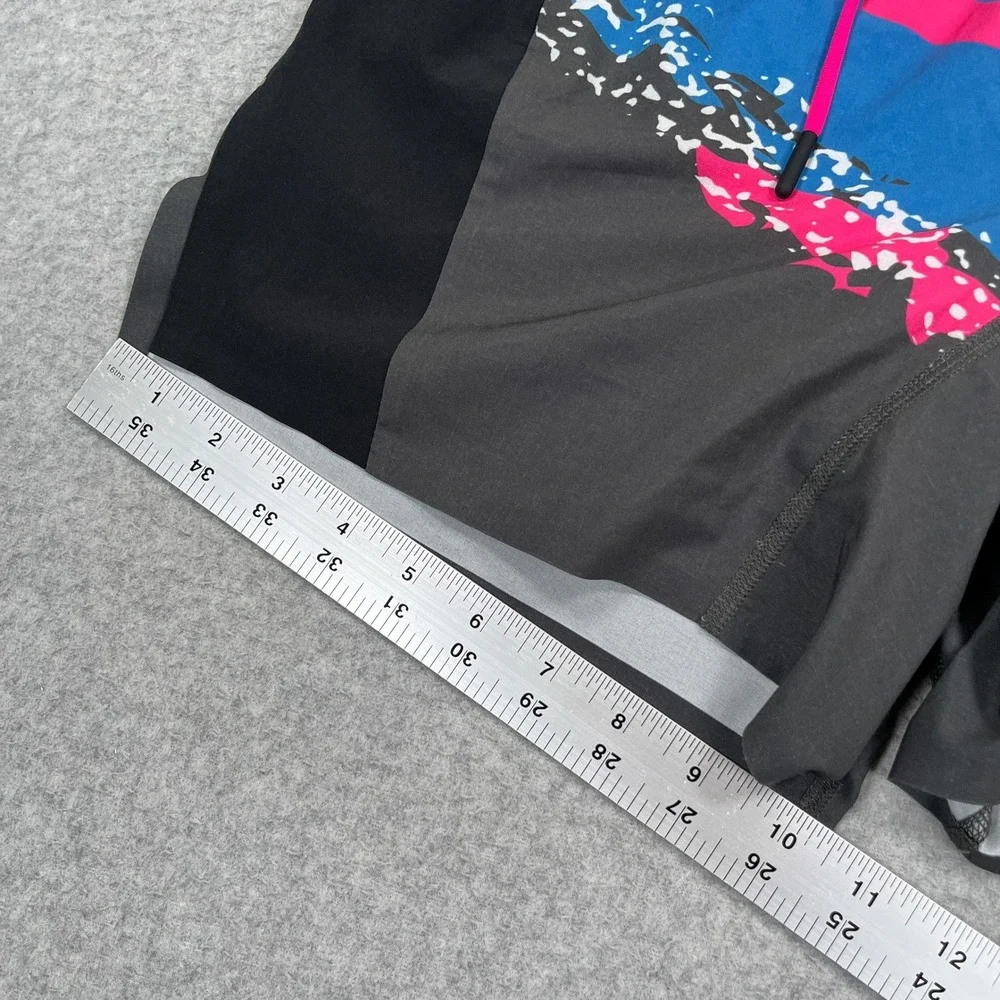 Chubbies Shorts Mens Small Multicolor Abstract 5.5 Inseam Performance Athletic